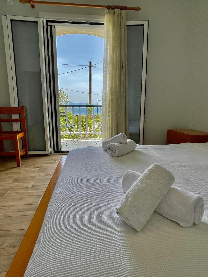 Cosy Apartment With Sea View Close To The Beach Nikiana Esterno foto